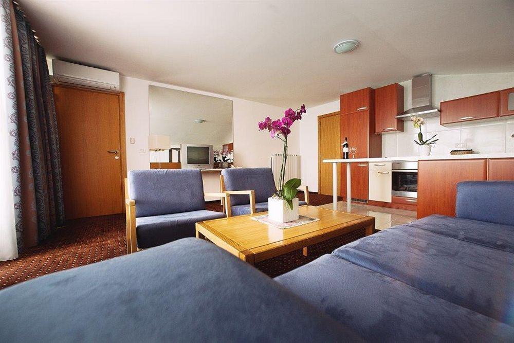 Apartments Vila Barka Portorož Zewnętrze zdjęcie